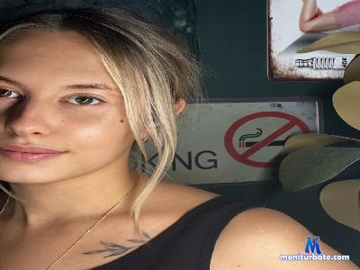 GeorgettePenez cam4 straight performer from French Republic bigass ass cute schoolgirl 