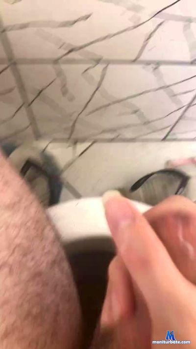 Henrique19907 cam4 bicurious performer from Federative Republic of Brazil  