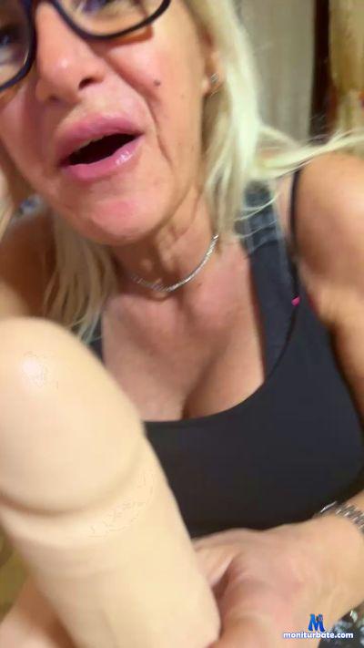 Pinkladygo cam4 bicurious performer from Republic of Italy amateur 