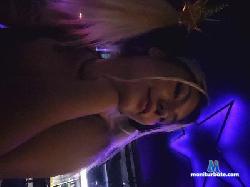 lunacalmoonfun cam4 live cam performer profile