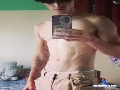 jhony_the_king cam4 straight performer from Republic of Colombia pene amateur pirsing hetero feet 