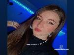 Ezzie_Freckles1 cam4 livecam show performer room profile