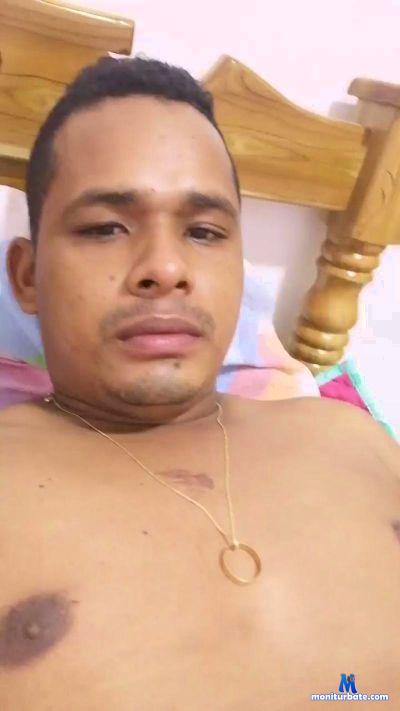 junior2373 cam4 unknown performer from Republic of Colombia  
