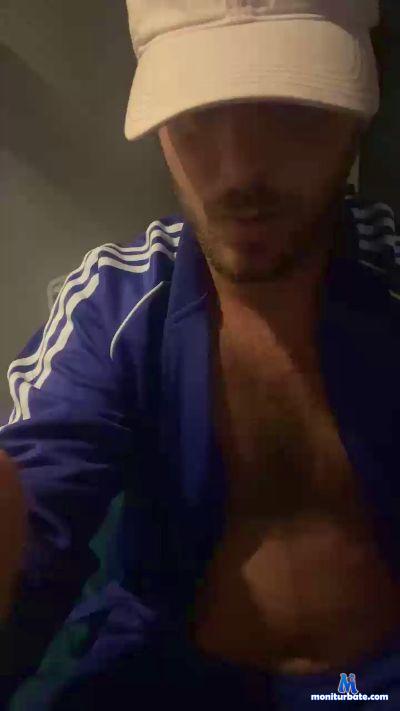 Maxivetrez cam4 bisexual performer from French Republic  