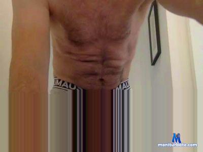 tommylondon6 cam4 gay performer from United Kingdom of Great Britain & Northern Ireland  