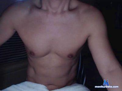 Nikkinopantz cam4 bisexual performer from Canada  