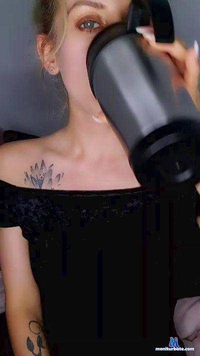 MissPaola90 cam4 straight performer from Federal Republic of Germany  
