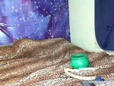 pestifero000 cam4 straight performer from Republic of Italy  