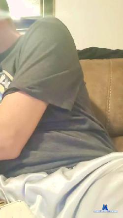 R0M3 cam4 live cam performer profile