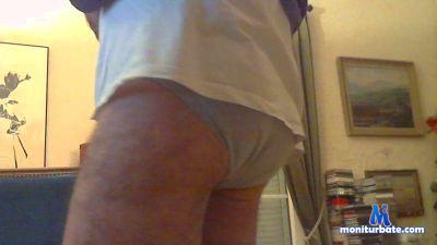 poilu66 cam4 bicurious performer from French Republic  