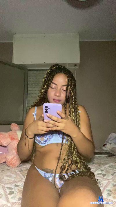 Dniielita_73 cam4 bisexual performer from Kingdom of Spain tits ass femdom bdsm deepthroat 