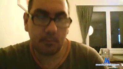 Paolo0512 cam4 straight performer from Republic of Italy  