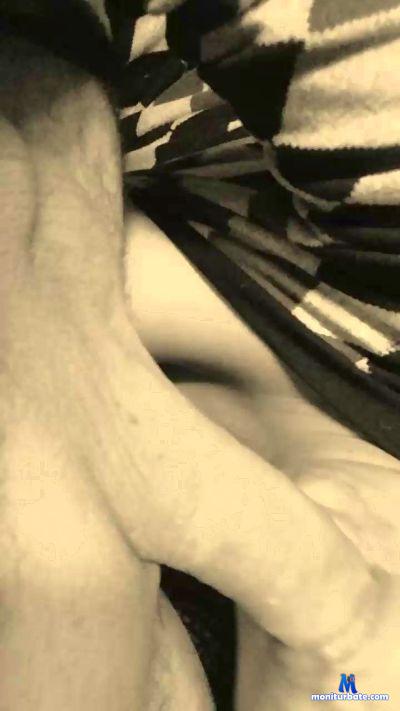 Parejareal cam4 bicurious performer from Republic of Chile  