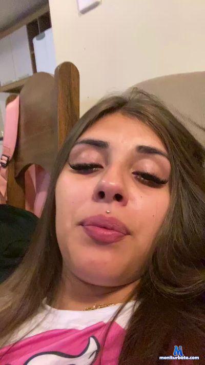 Larissapaz cam4 bisexual performer from Federative Republic of Brazil  