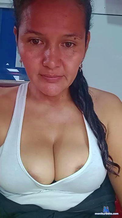 Luna3899 cam4 straight performer from Republic of Colombia tetas 