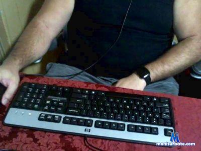 tinydickchico01 cam4 bicurious performer from United States of America hairy chubby married uncut smallcock 