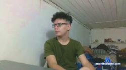 EzequielP cam4 live cam performer profile