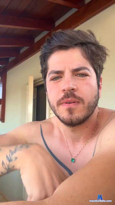 Gutto33_ cam4 gay performer from Federative Republic of Brazil  