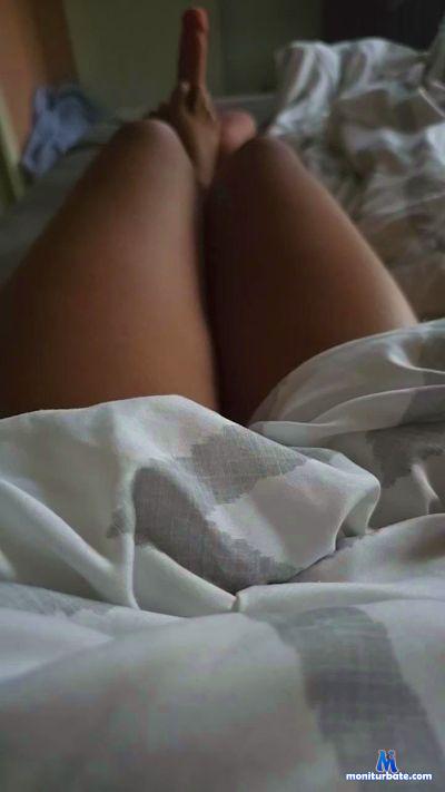cindy200 cam4 bisexual performer from Canada  