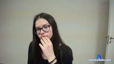 LuiseFree cam4 bisexual performer from Kingdom of Spain feet natural sexy newgirl welcome 