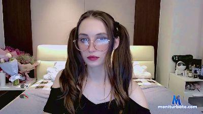 SelenaGray cam4 straight performer from Kingdom of Sweden spanking feet 