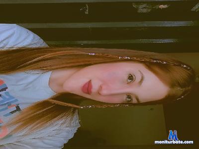 TIFFANYPIERCE cam4 bisexual performer from United States of America blowjob cute pussy spanking squirt schoolgirl striptease 