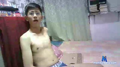 hornyjr69_hot cam4 straight performer from Republic of the Philippines rollthedice 