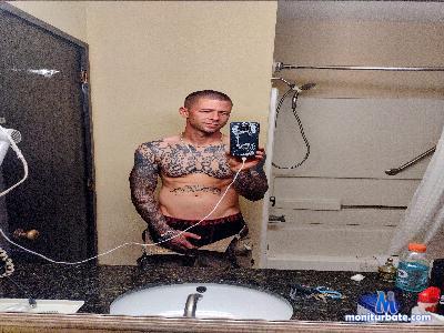 JackFrost6988 cam4 straight performer from United States of America amateur pornstar smoke masturbation C2C milk striptease 