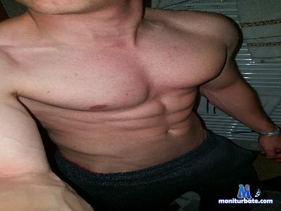 cutemuscle_fun cam4 gay performer from Federal Republic of Germany german cum gay abs fit english 