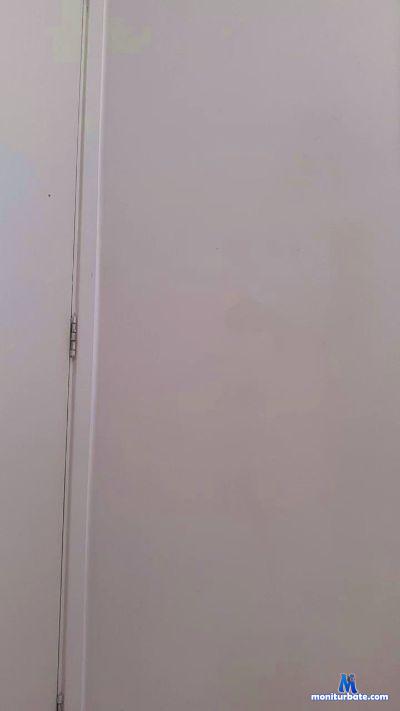 Solcito31 cam4 bicurious performer from Argentine Republic  