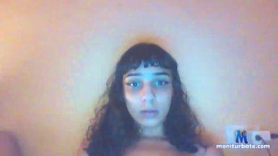lunadapaz cam4 bisexual performer from Federative Republic of Brazil  