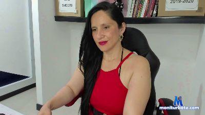 ameliefrank cam4 bisexual performer from Republic of Chile amateur deepthroat pee ass bigass spanking feet 
