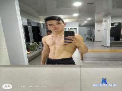Eithan_Duglas cam4 live cam performer profile