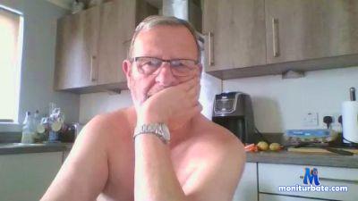 curvycock67 cam4 straight performer from United Kingdom of Great Britain & Northern Ireland  