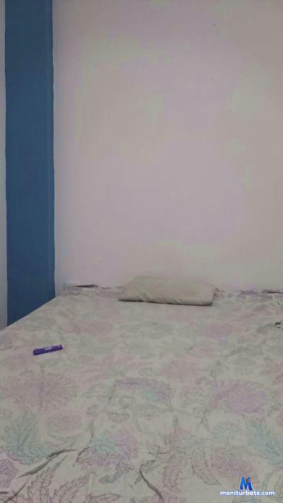 sha298959 cam4 bicurious performer from Republic of Colombia  