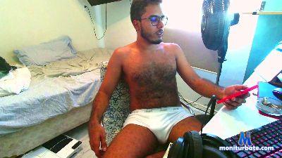 HugoMirandaM cam4 bisexual performer from Federative Republic of Brazil cute feet smoke 