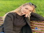 CarolineLacroix cam4 livecam show performer room profile