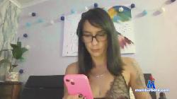 queen1802 cam4 live cam performer profile