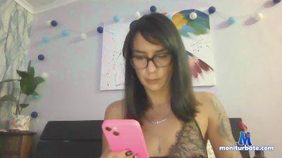 queen1802 cam4 bicurious performer from Republic of Chile amateur dance 