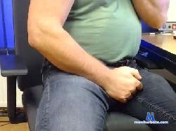 Peterle7 cam4 live cam performer profile