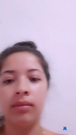 queenvalen cam4 live cam performer profile