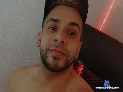 Hairy_hot0869 cam4 bisexual performer from Republic of Colombia schoolgirl pee cum armpits milk C2C feet 