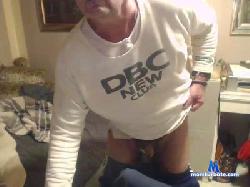 BeeGee53 cam4 live cam performer profile