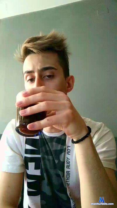 RelaxxxedCouple cam4 straight performer from Kingdom of Spain  