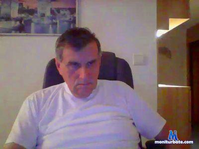 schlecky cam4 bisexual performer from Republic of Austria  