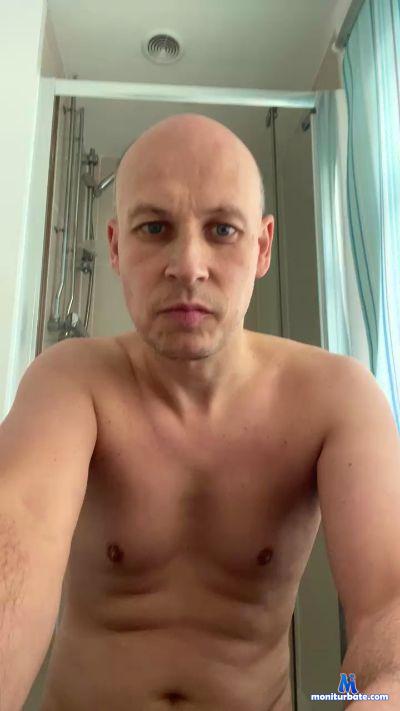 Markus4u5599 cam4 straight performer from United Kingdom of Great Britain & Northern Ireland  