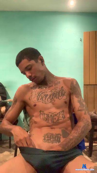 Foguinho85 cam4 bisexual performer from Federative Republic of Brazil  