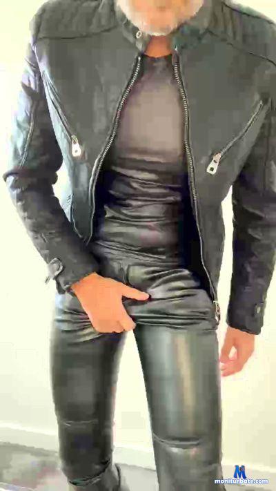 Hugocuir64 cam4 bisexual performer from French Republic  