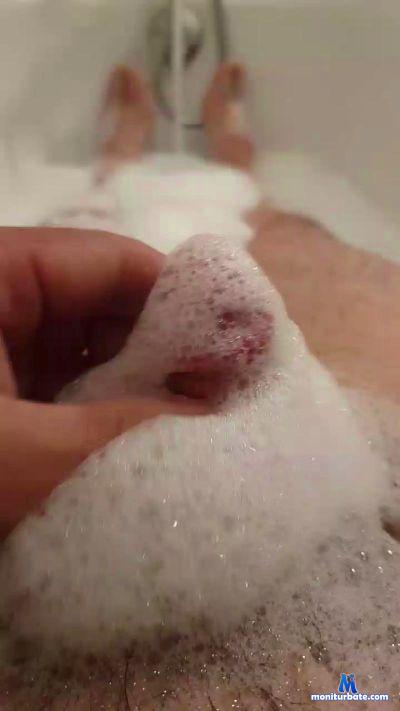 Ericeric27 cam4 straight performer from French Republic  