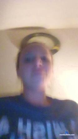 CrEoLe420 cam4 live cam performer profile